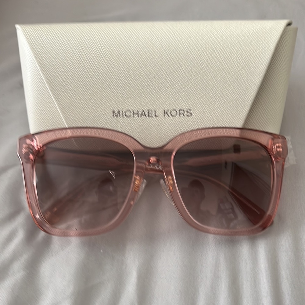 New in Case Michael Kors San Marino MK 2163